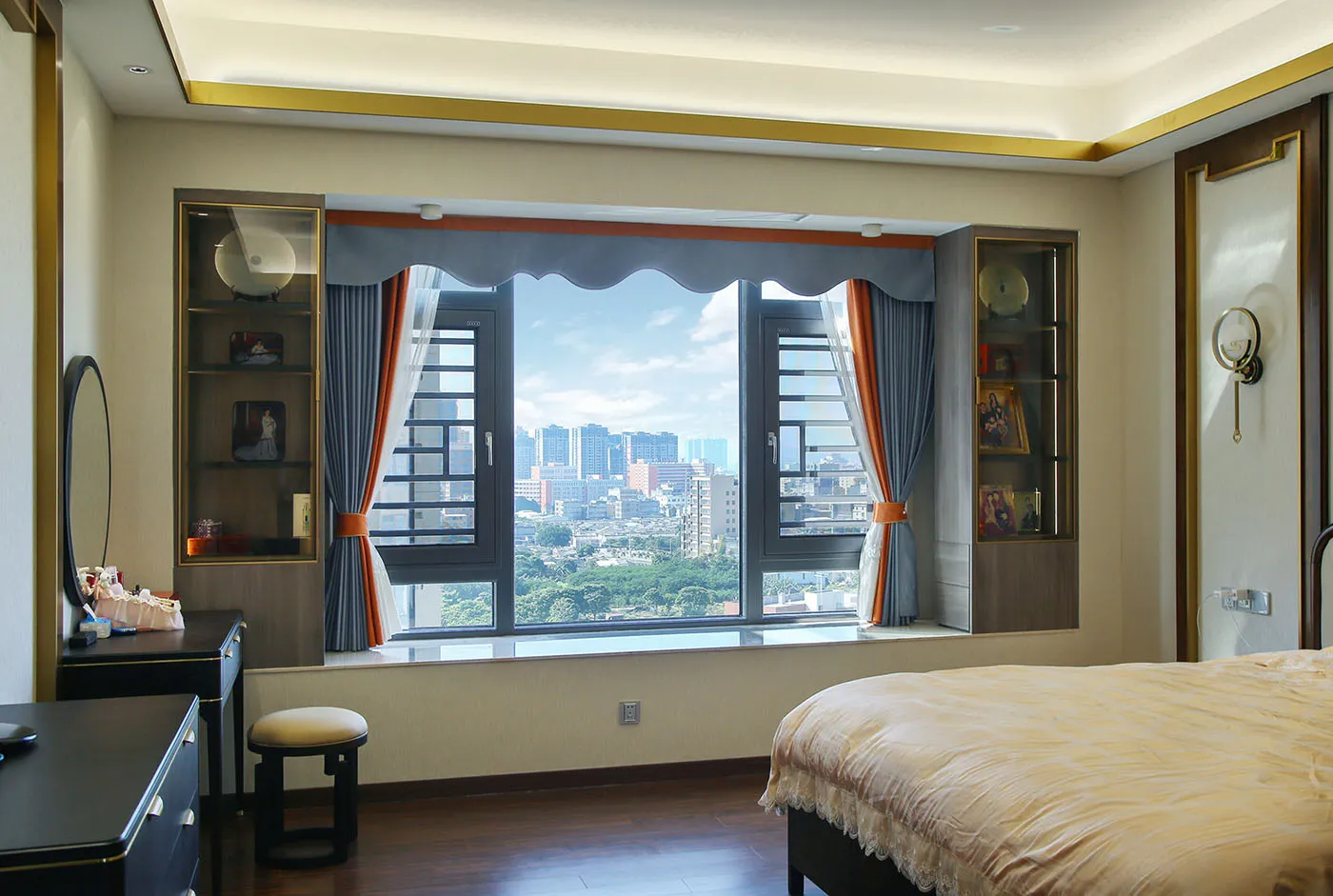 commercial housing 14