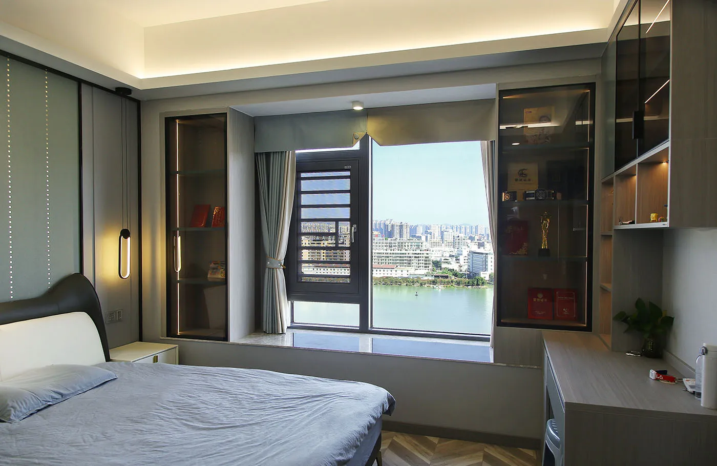 commercial housing 7